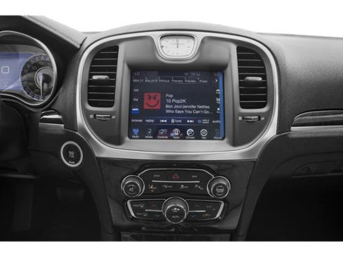 Used 2015 Chrysler 300 C w/ Light Group RWD image 13