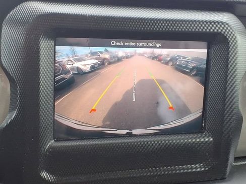 Used 2020 Jeep Wrangler Unlimited Sahara AWD/4WD image 19