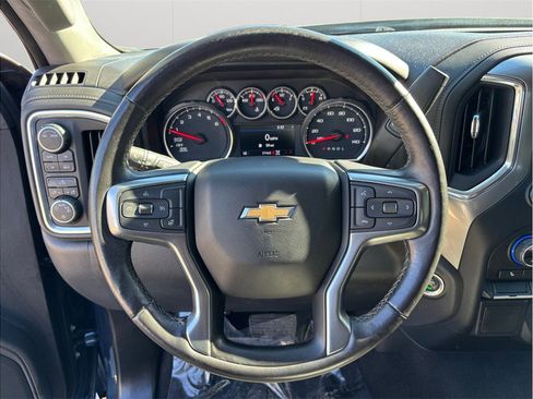 Used 2021 Chevrolet Silverado 1500 LT image 22
