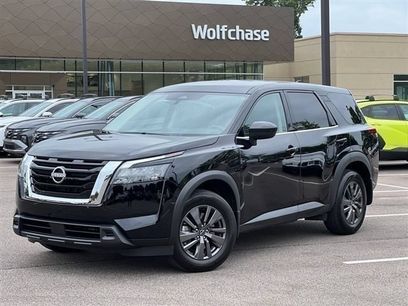 Used 2025 Nissan Pathfinder S