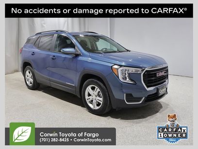 Used 2024 GMC Terrain SLE w/ Driver Convenience Package