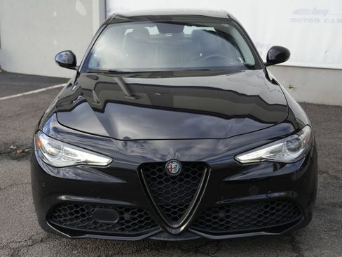 Used 2018 Alfa Romeo Giulia Ti Sport w/ Quick Order Package 22S Sport image 5