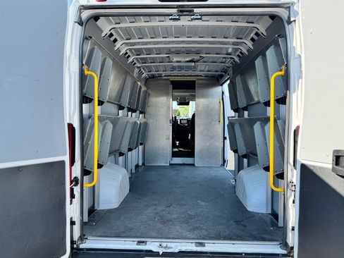 Used 2023 RAM ProMaster 3500 w/ Driver Convenience Group FWD image 17