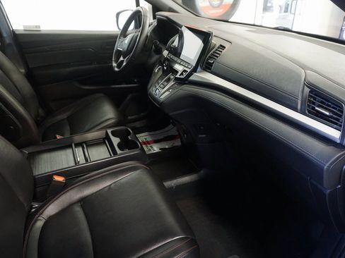 Used 2023 Honda Odyssey Sport image 27