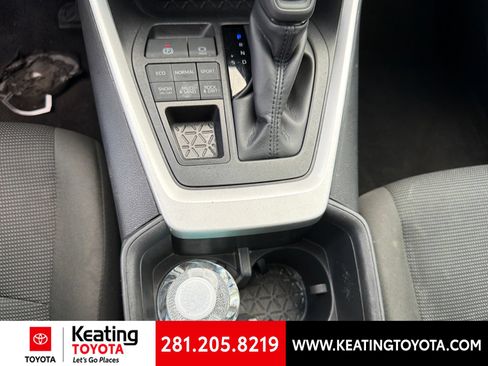 Certified 2025 Toyota RAV4 LE AWD/4WD image 21