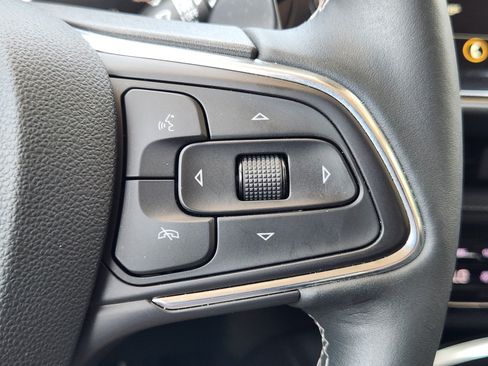 Used 2023 Buick Envision Essence w/ Sport Touring Package FWD image 22