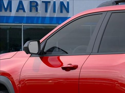 New 2026 Chevrolet Equinox LT FWD image 12
