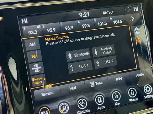 Used 2019 Jeep Grand Cherokee Overland image 29