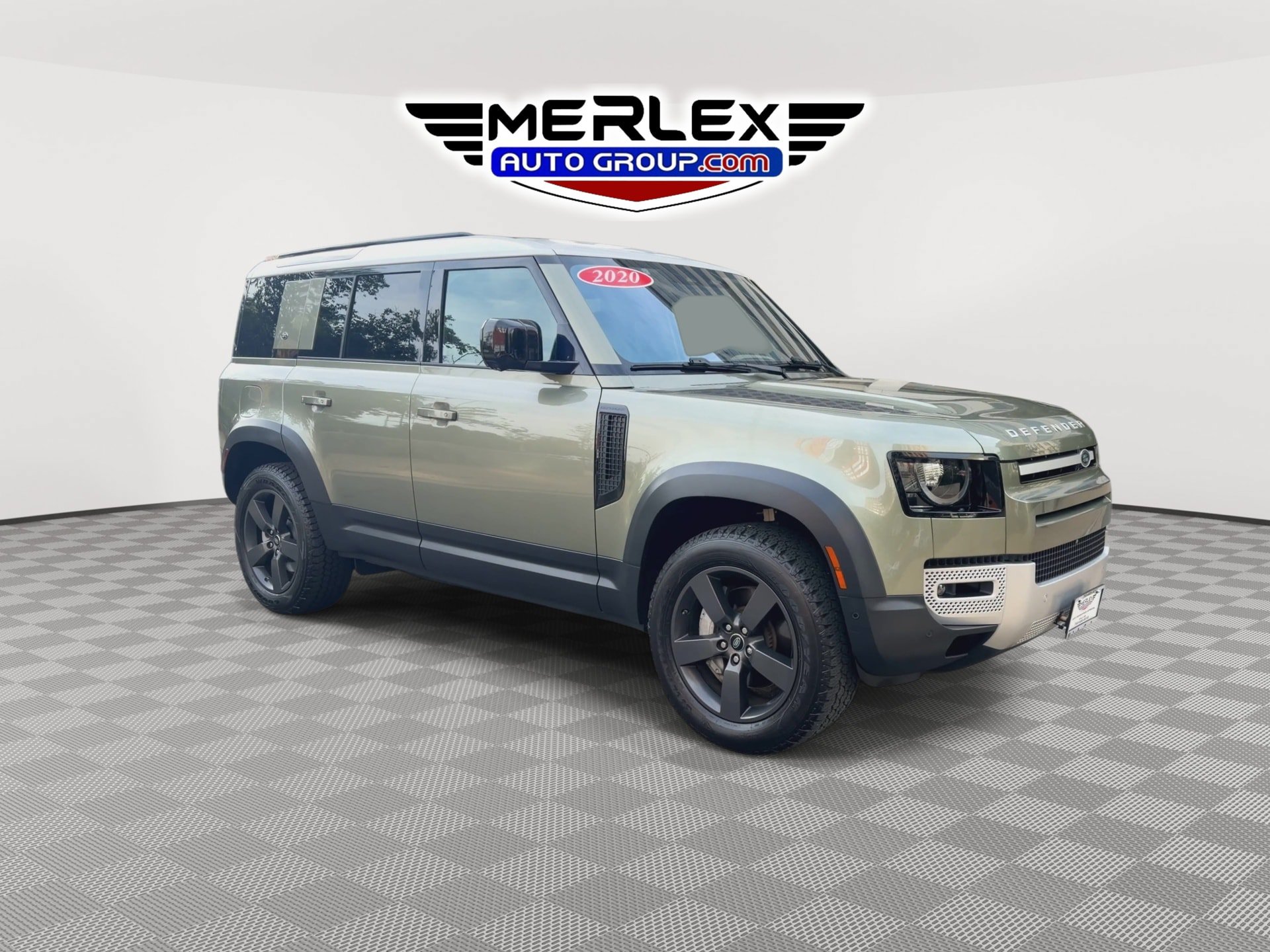 Used 2020 Land Rover Defender 110 SE AWD/4WD image 2