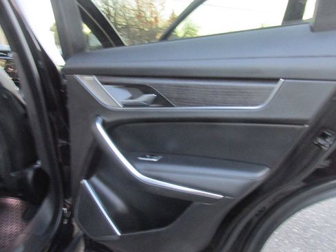 Used 2021 Jaguar F-PACE S image 59