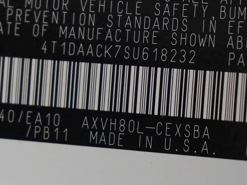 Used 2025 Toyota Camry SE image 26