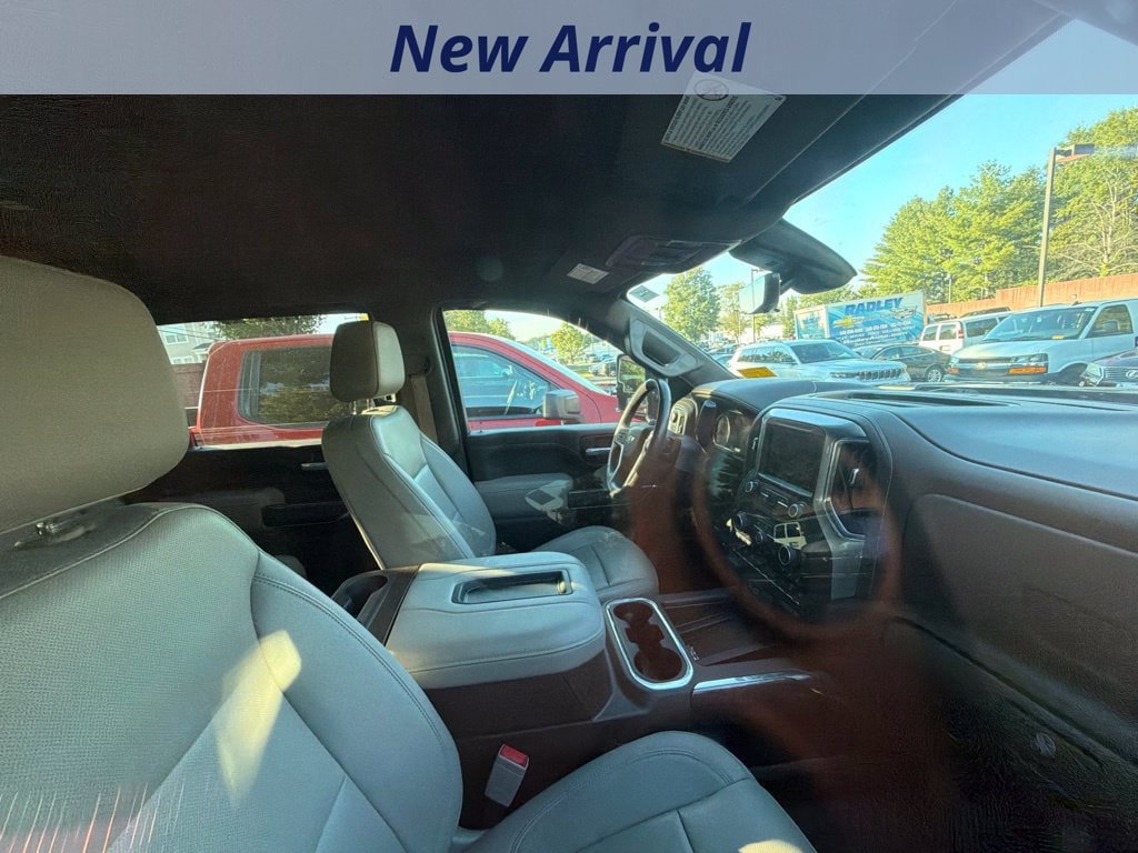 Used 2022 Chevrolet Silverado 2500 LTZ w/ LTZ Convenience Package AWD/4WD image 4