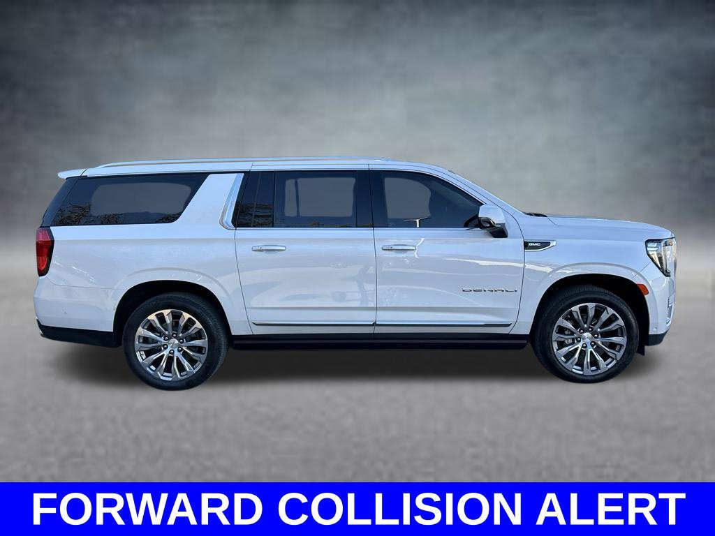 Used 2024 GMC Yukon XL Denali w/ Denali Reserve Package AWD/4WD image 7
