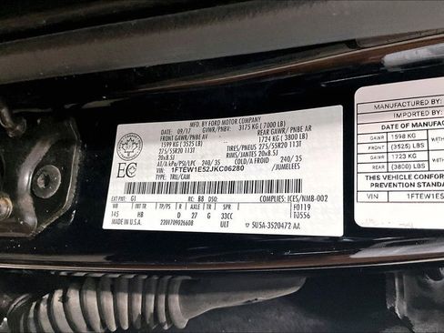 Used 2018 Ford F150 Lariat w/ Equipment Group 502A Luxury image 20