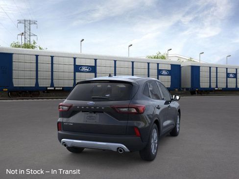New 2026 Ford Escape Active image 8