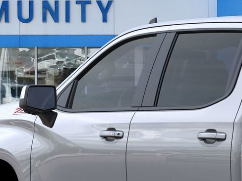 New 2026 Chevrolet Silverado 1500 LT w/ Z71 Off-Road Package image 13