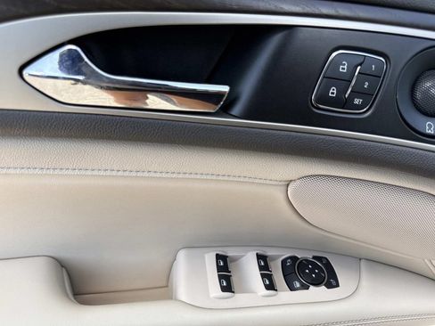 Used 2019 Lincoln MKZ Reserve w/ Reserve Plus Package AWD/4WD image 19