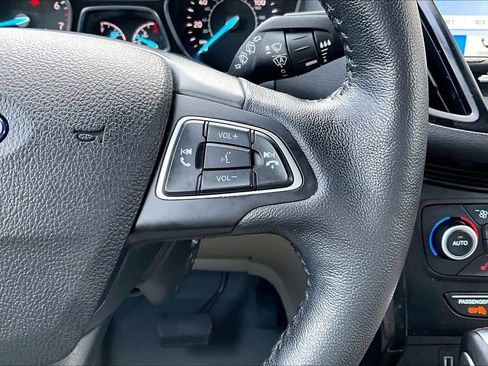 Used 2018 Ford Escape Titanium w/ Ford Safe & Smart Package image 24