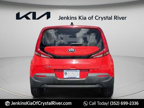 Used 2021 Kia Soul LX FWD image 8