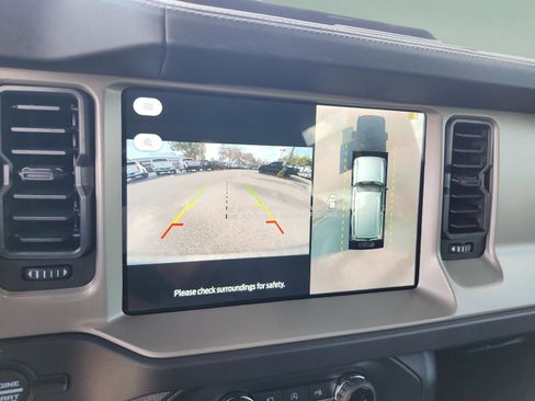 New 2025 Ford Bronco Outer Banks image 29