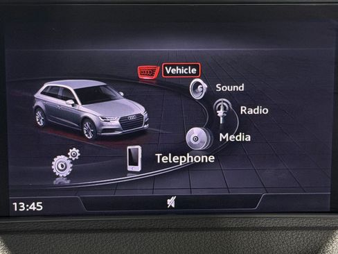 Used 2018 Audi A3 e-tron Premium w/ Sport Package FWD image 13