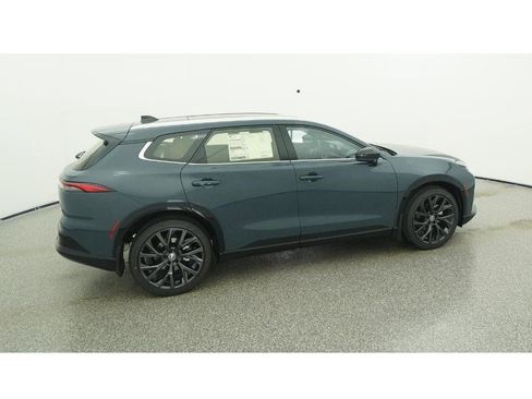 New 2025 Toyota Crown Signia image 10