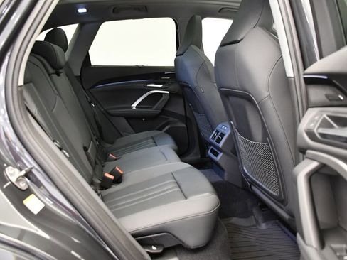 Used 2025 Audi Q5 Premium Plus w/ Premium Plus image 51