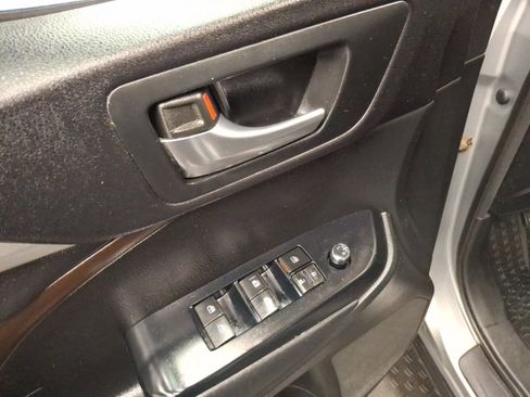 Used 2015 Toyota Highlander XLE image 13