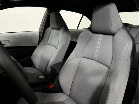 Used 2026 Toyota Corolla SE FWD image 13