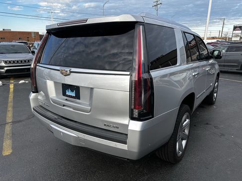 Used 2019 Cadillac Escalade Premium Luxury image 7