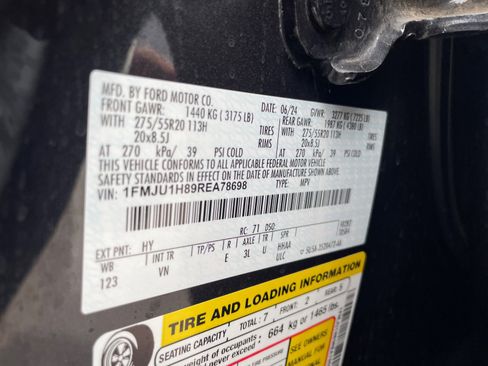 Used 2024 Ford Expedition XLT RWD image 34
