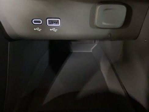 Used 2025 Buick Encore GX Preferred image 19