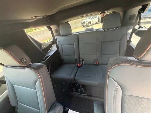 New 2026 GMC Yukon AT4 w/ AT4 Premium Package AWD/4WD image 18