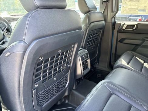 New 2026 Ford Bronco Badlands w/ Sasquatch Package AWD/4WD image 17