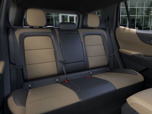 New 2026 Chevrolet Equinox ACTIV w/ Convenience Package III image 17