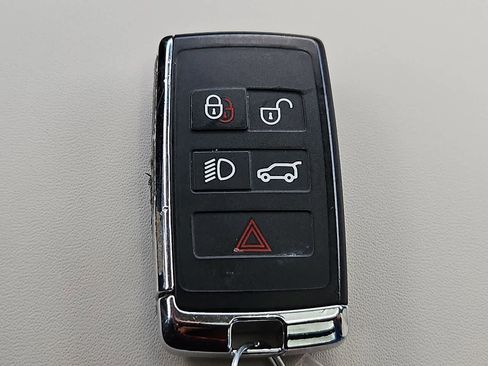 Certified 2023 Land Rover Defender 130 First Edition image 38