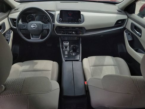Used 2025 Nissan Rogue SV FWD image 28