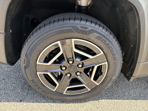 New 2026 Jeep Cherokee Limited AWD/4WD image 17