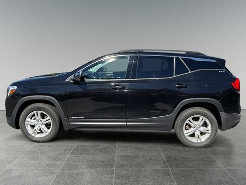 Used 2019 GMC Terrain SLE w/ Driver Convenience Package AWD/4WD image 2