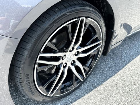 Used 2022 Honda Accord Touring image 30