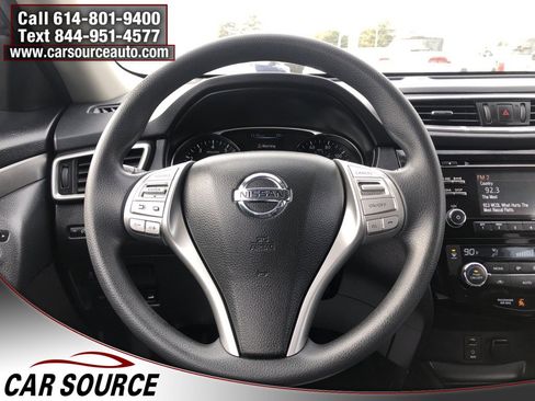 Used 2015 Nissan Rogue SV image 11