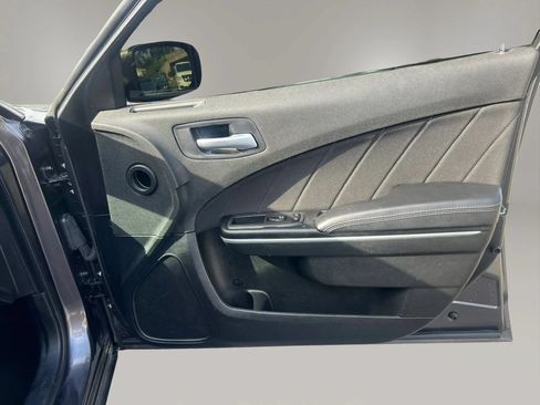 Used 2022 Dodge Charger SXT RWD image 29