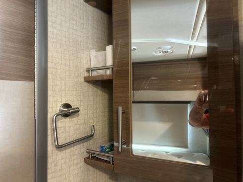 Used 2015 Mercedes-Benz Sprinter 3500 image 44