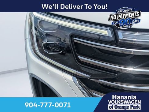 Used 2026 Volkswagen Atlas SE FWD image 9
