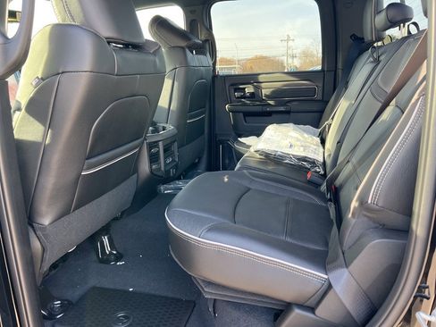 New 2026 RAM 2500 Limited image 17