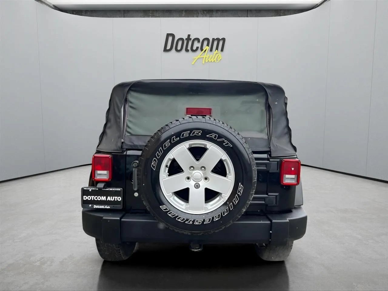 Used 2007 Jeep Wrangler Sahara AWD/4WD image 9