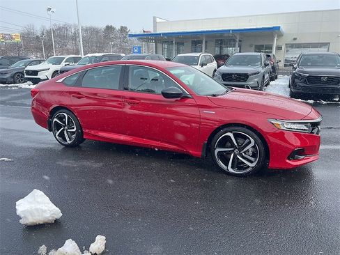 Used 2022 Honda Accord Sport image 4