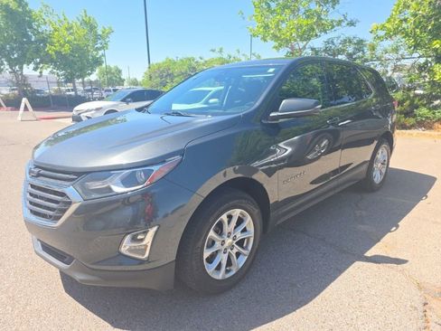 Used 2019 Chevrolet Equinox LT w/ Driver Convenience Package AWD/4WD image 1