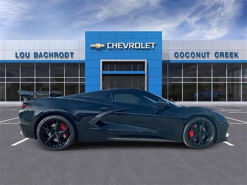 Used 2021 Chevrolet Corvette Stingray Preferred Conv w/ Z51 Performance Package image 9