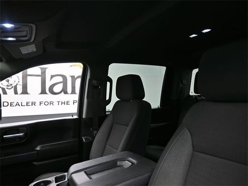 Used 2024 Chevrolet Silverado 2500 Custom w/ Custom Convenience Package image 17